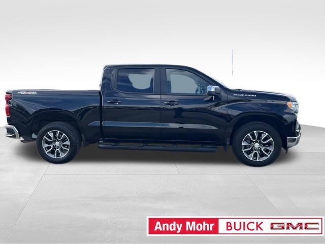 Used 2025 Chevrolet Silverado 1500 LT AWD/4WD image 13