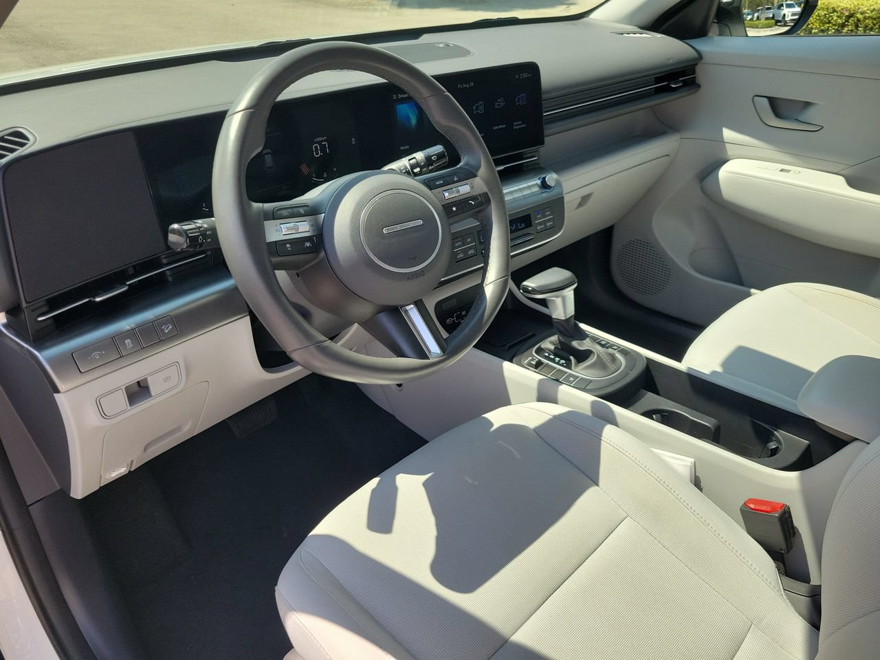 Used 2026 Hyundai Kona SEL Sport FWD image 14