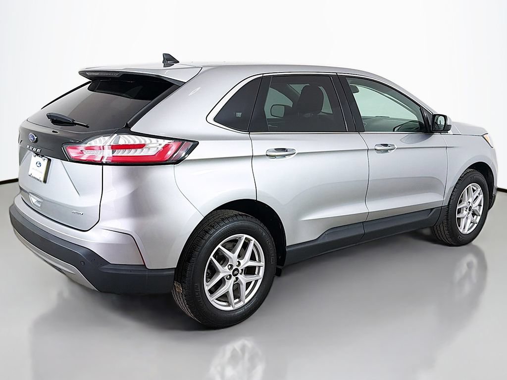Used 2023 Ford Edge SEL w/ Convenience Package AWD/4WD image 9