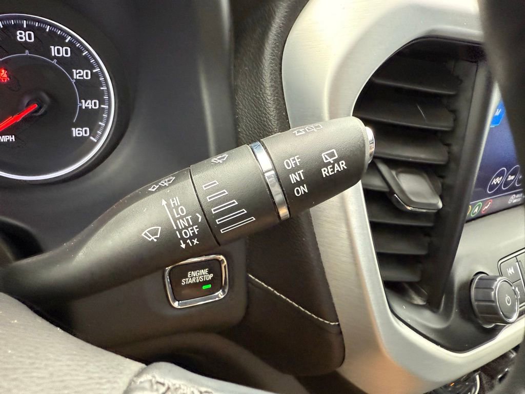 Used 2023 GMC Acadia SLT image 41