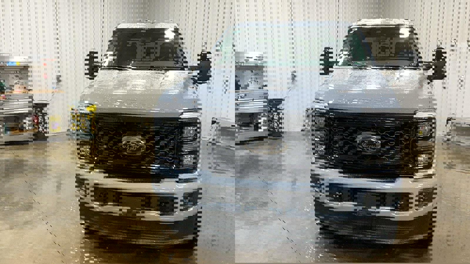 New 2025 Ford F350 Lariat w/ Black Appearance Package