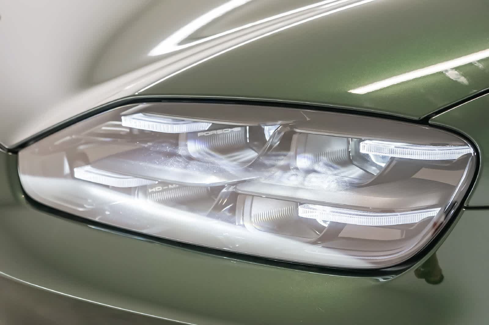 New 2026 Porsche Cayenne Turbo Electric AWD/4WD image 15