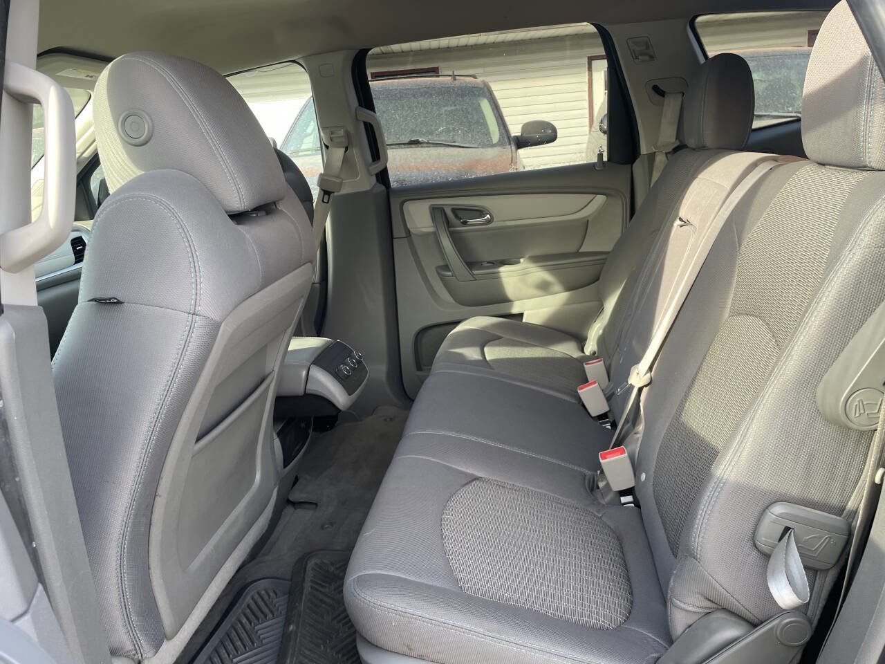 Used 2013 Chevrolet Traverse LS image 12