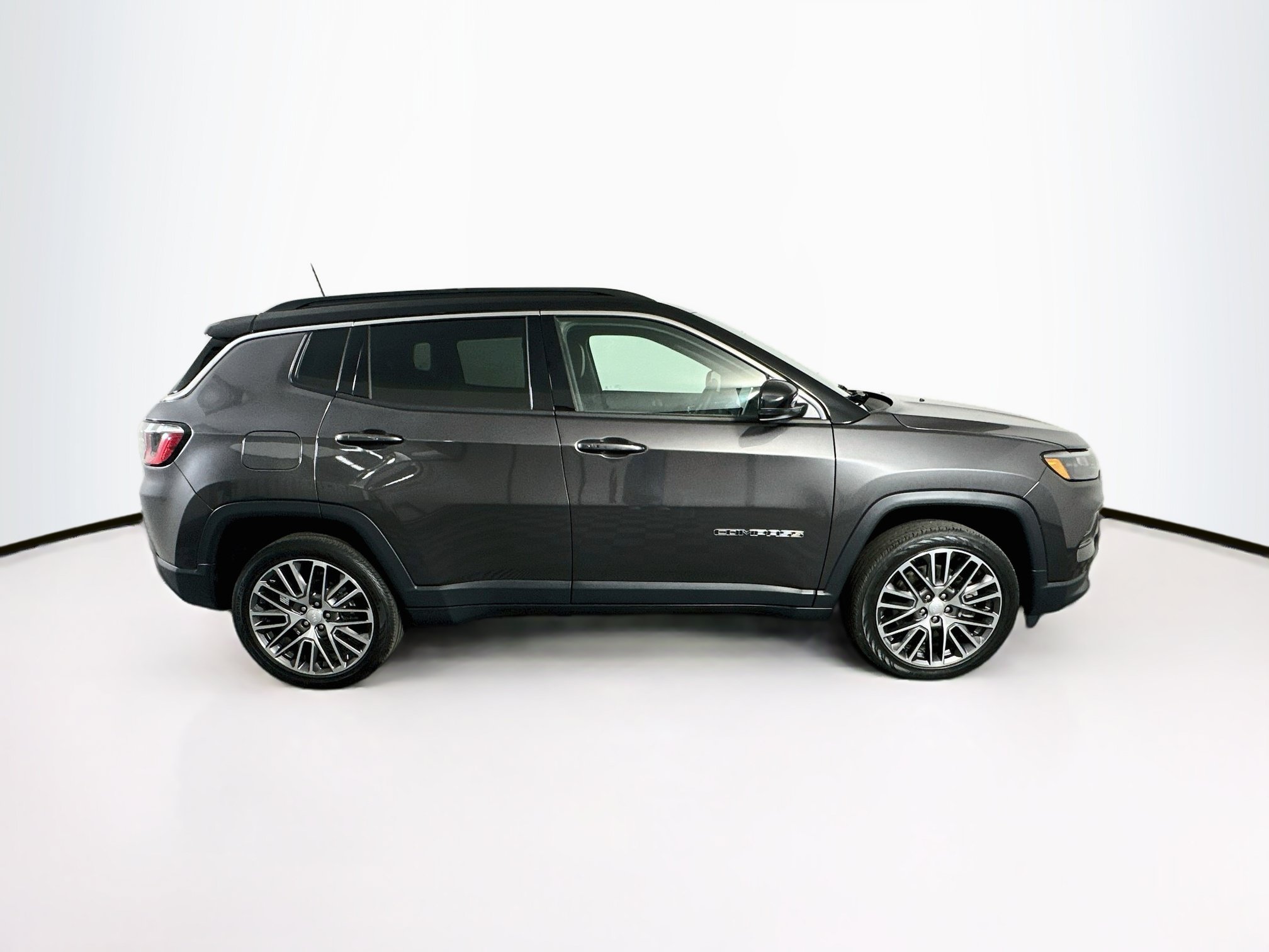 Used 2023 Jeep Compass Limited w/ Elite Group AWD/4WD image 10