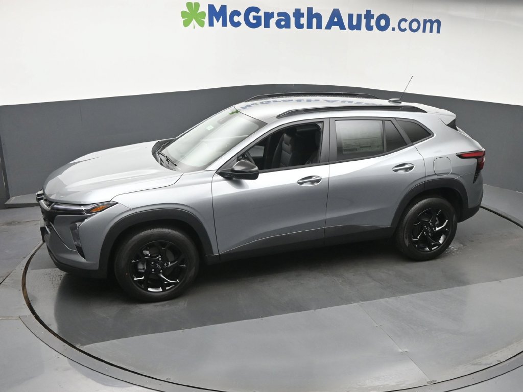 New 2026 Chevrolet Trax LT w/ Driver Confidence Package FWD image 22