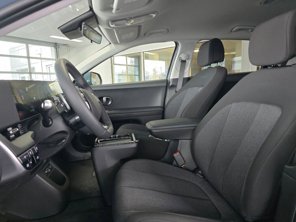 New 2026 Hyundai Ioniq 5 SE image 18