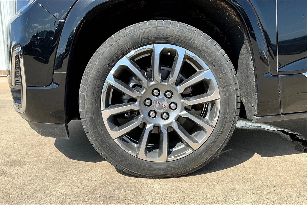 Used 2023 GMC Acadia Denali image 11