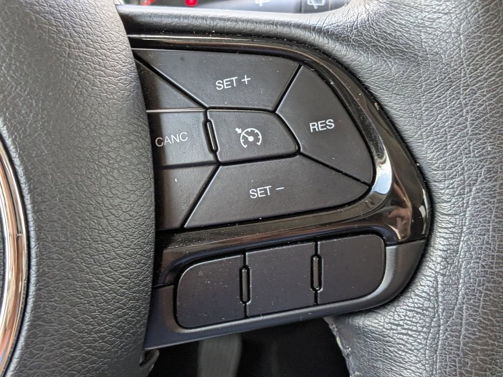 Used 2020 Jeep Renegade Altitude image 25