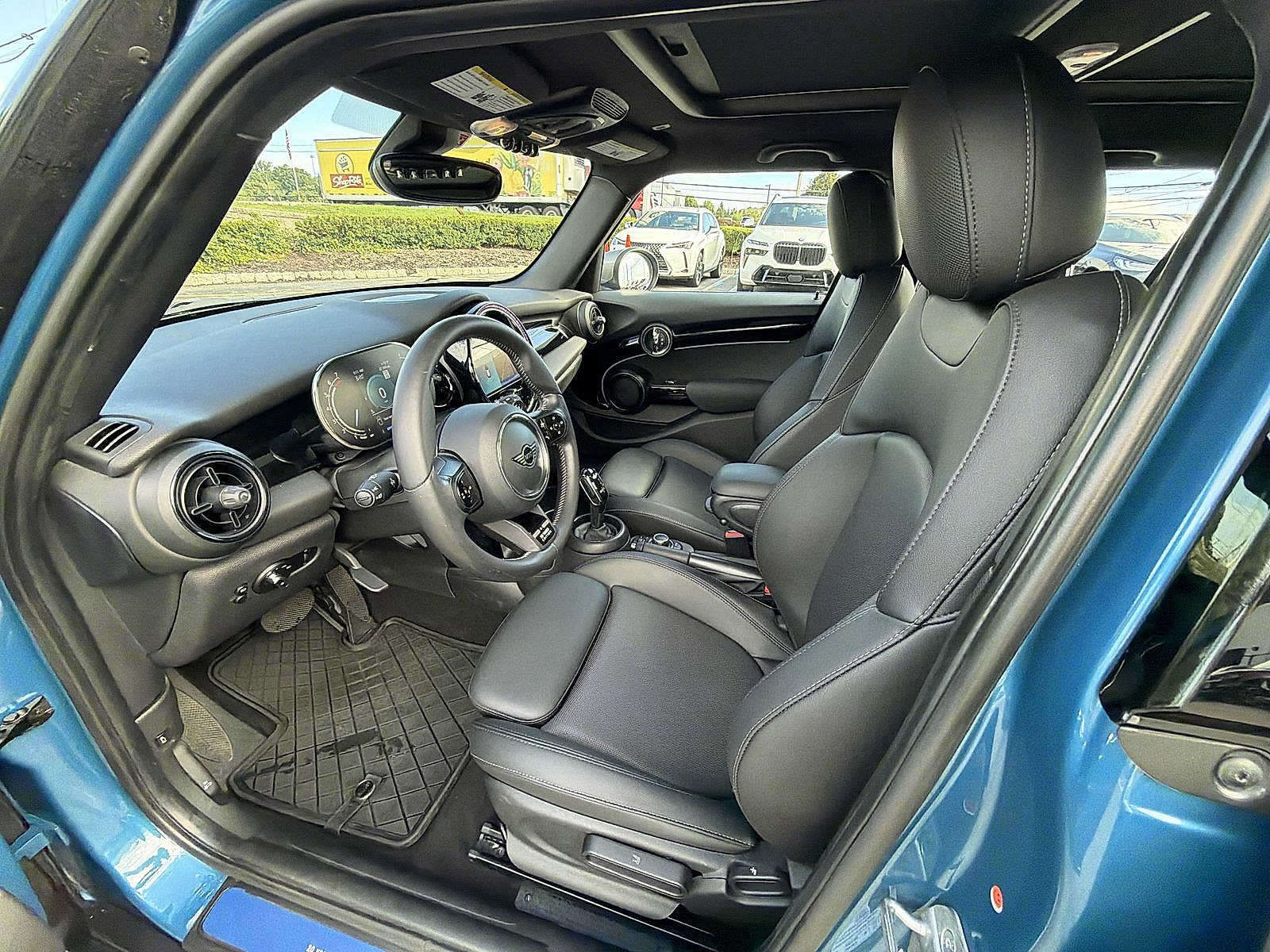 Used 2023 MINI Cooper S FWD image 10