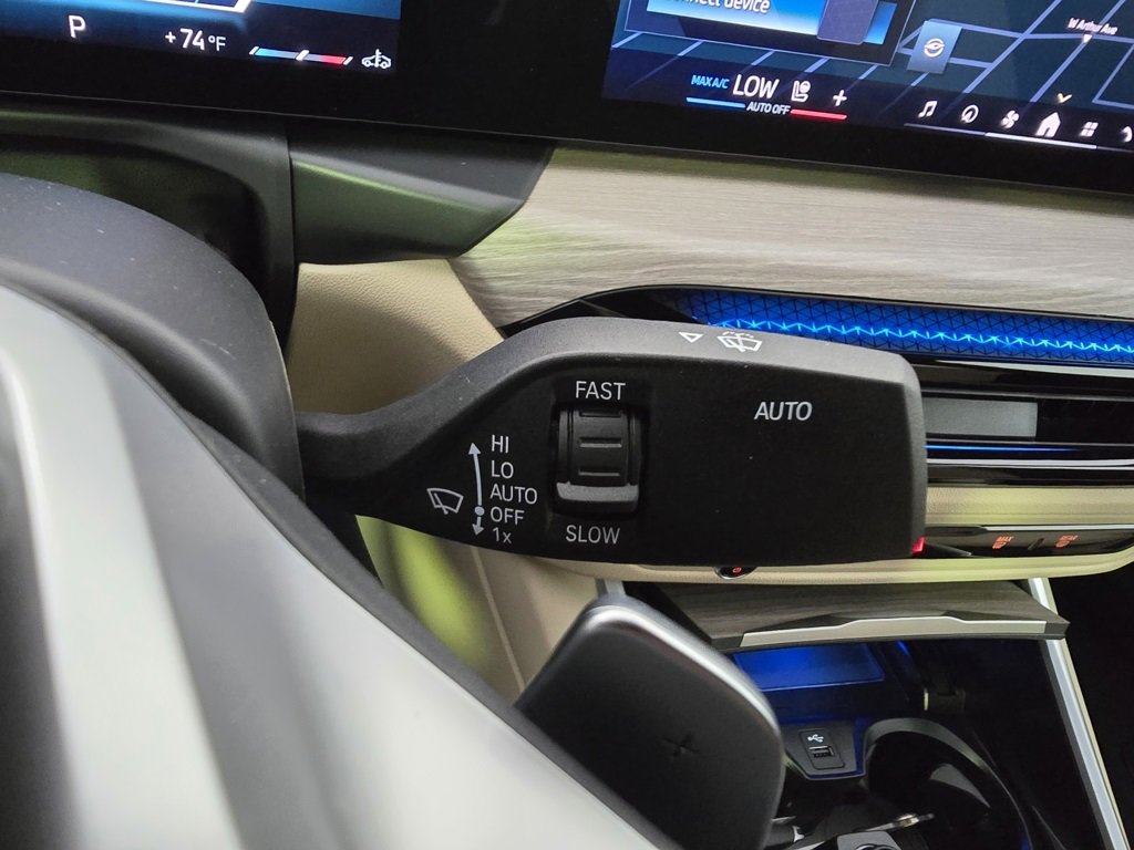 New 2025 BMW 330i xDrive Sedan w/ Premium Package image 20