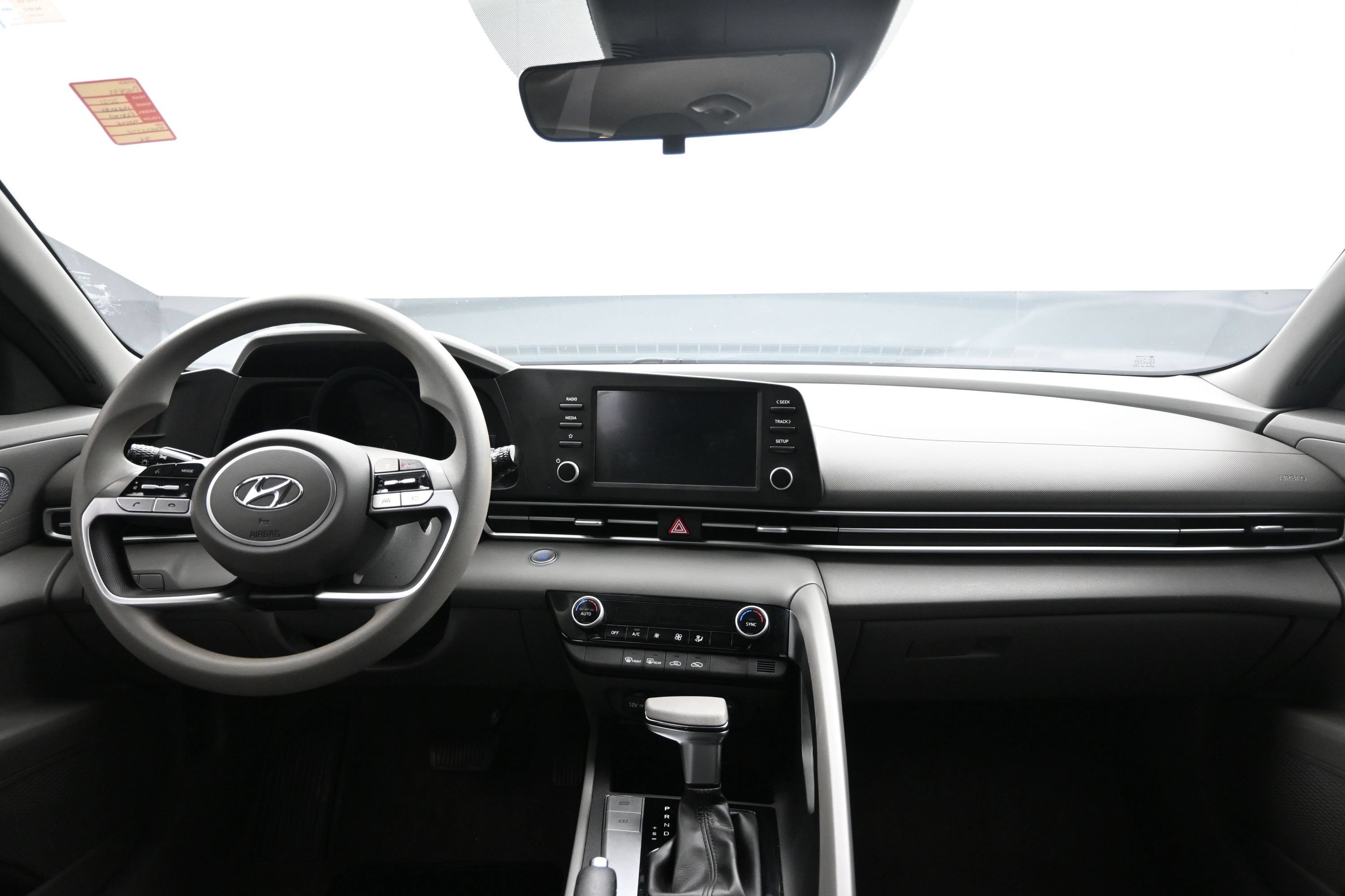 Used 2021 Hyundai Elantra SEL FWD image 19
