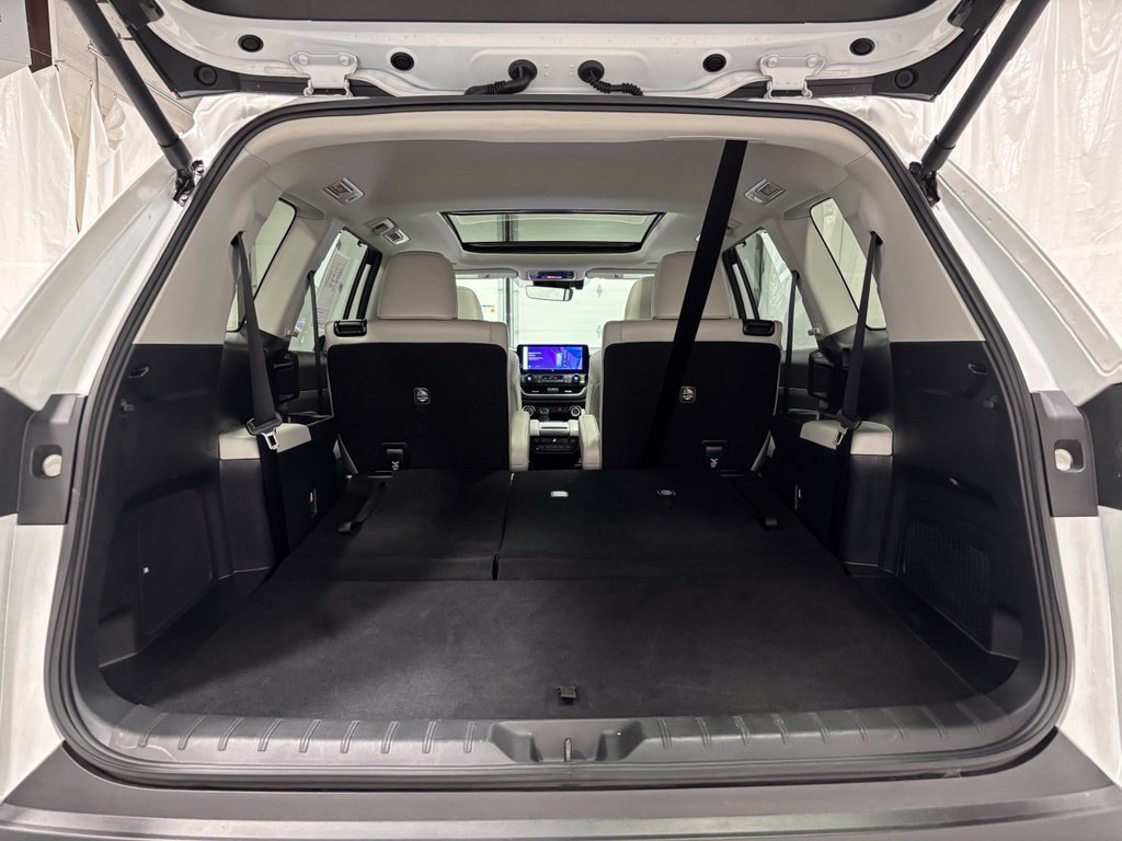 Used 2026 Toyota Grand Highlander AWD image 54