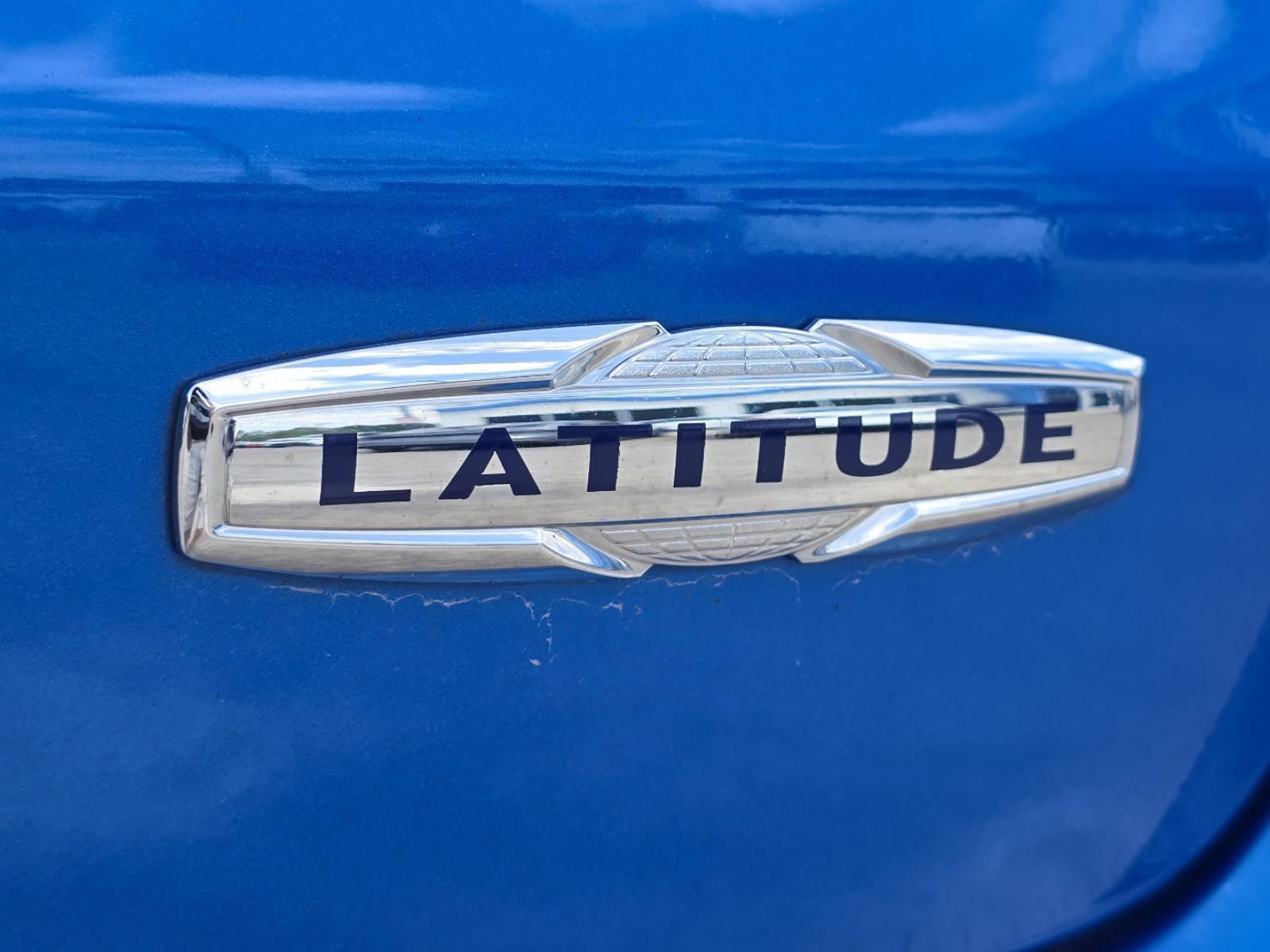Used 2020 Jeep Compass Latitude w/ Cold Weather Group AWD/4WD image 10