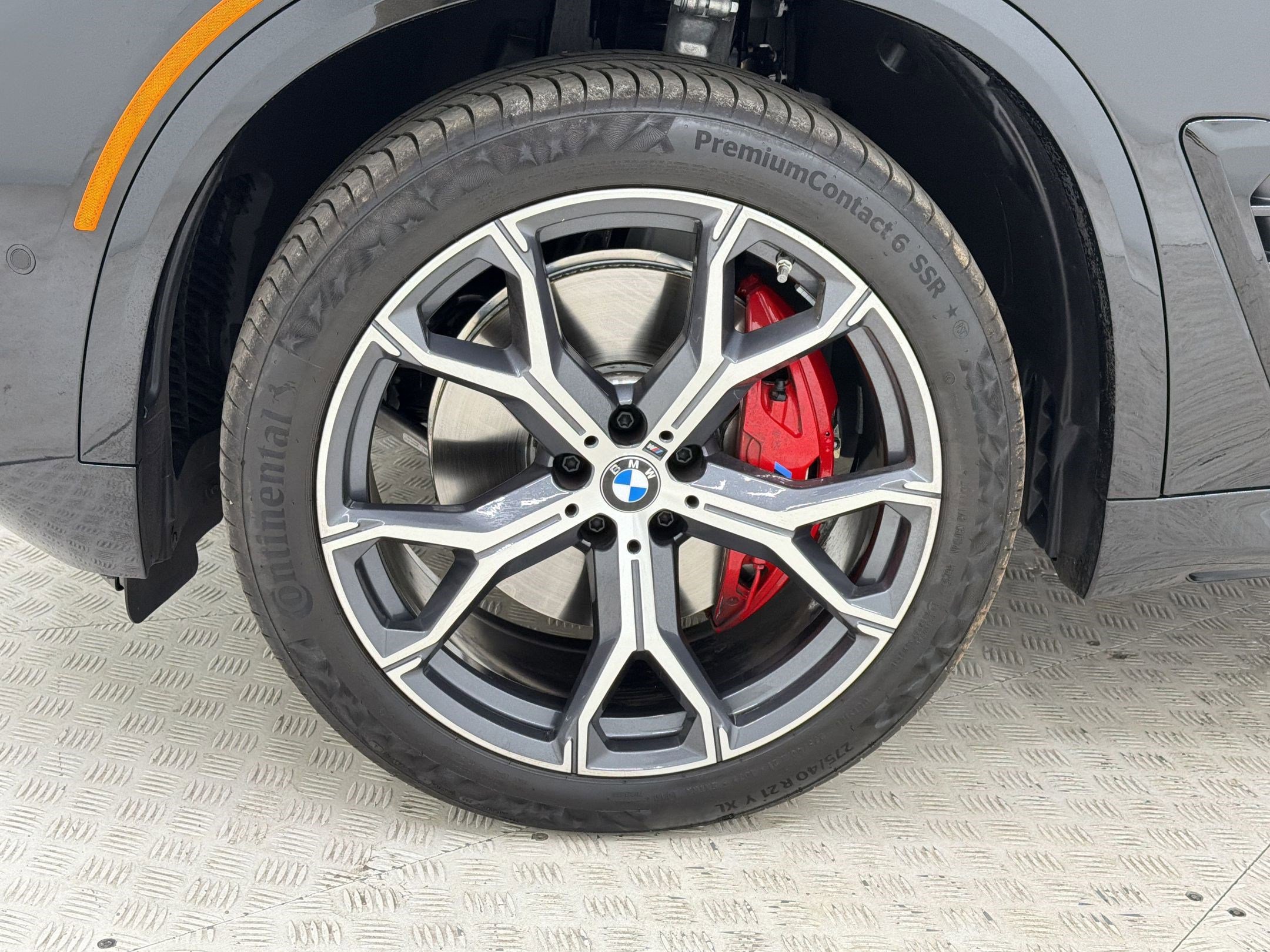 Certified 2026 BMW X5 xDrive40i w/ Executive Package image 12