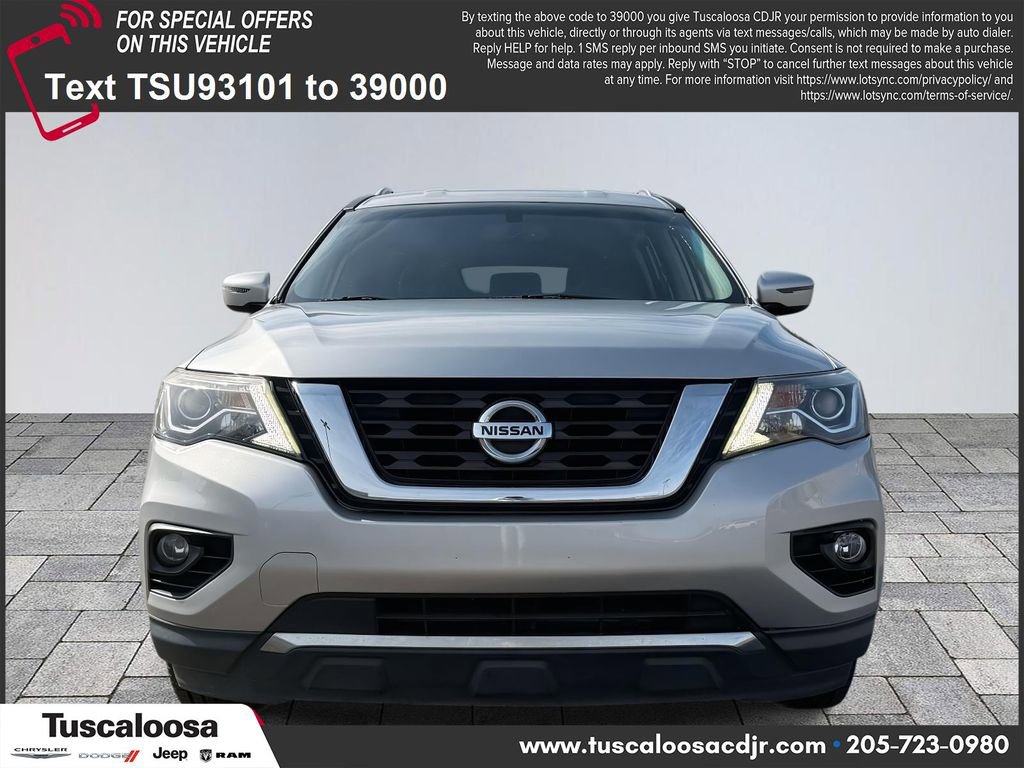 Used 2019 Nissan Pathfinder SV image 2