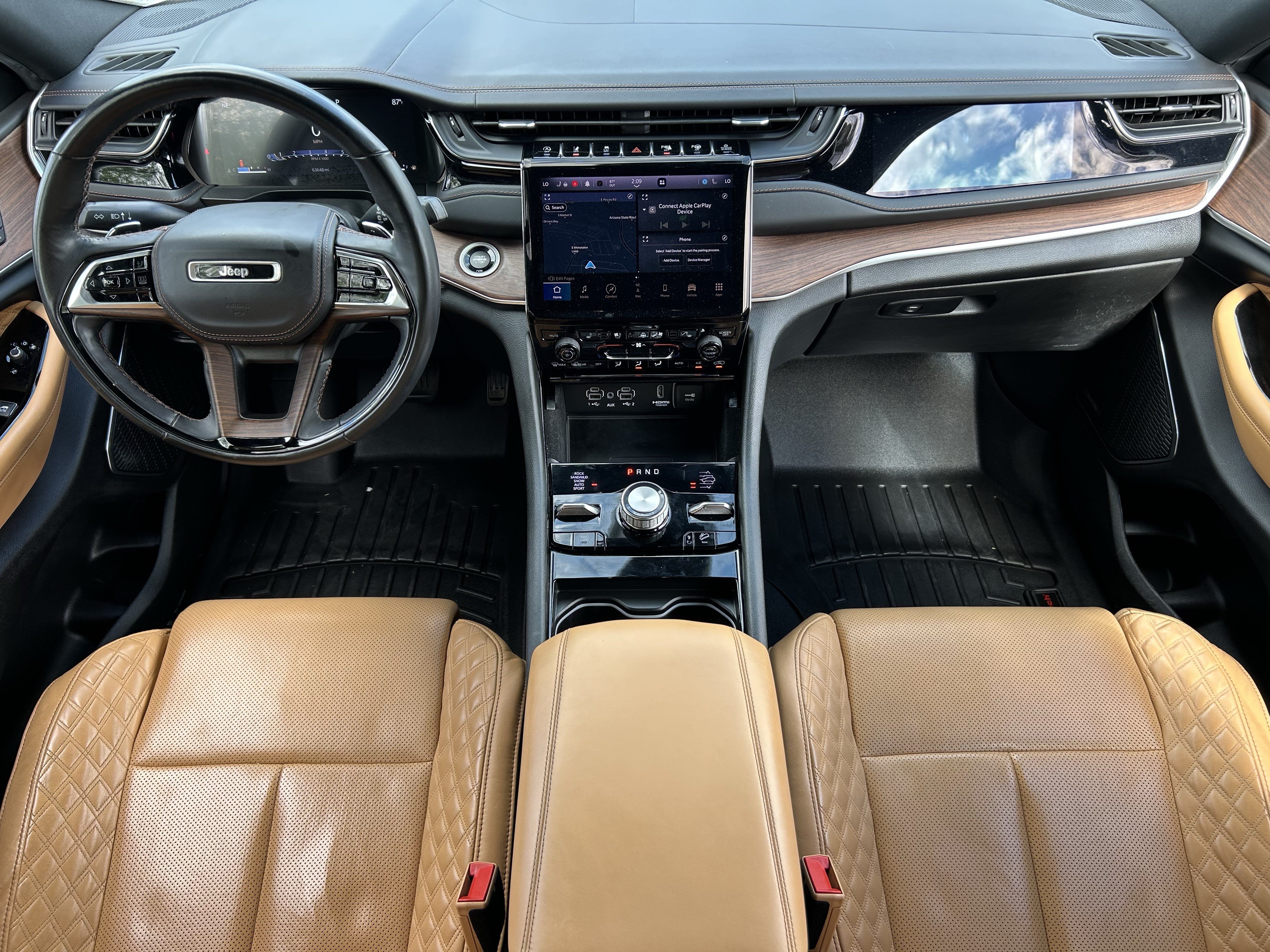 Used 2022 Jeep Grand Cherokee L Summit w/ Luxury Tech Group V AWD/4WD image 14