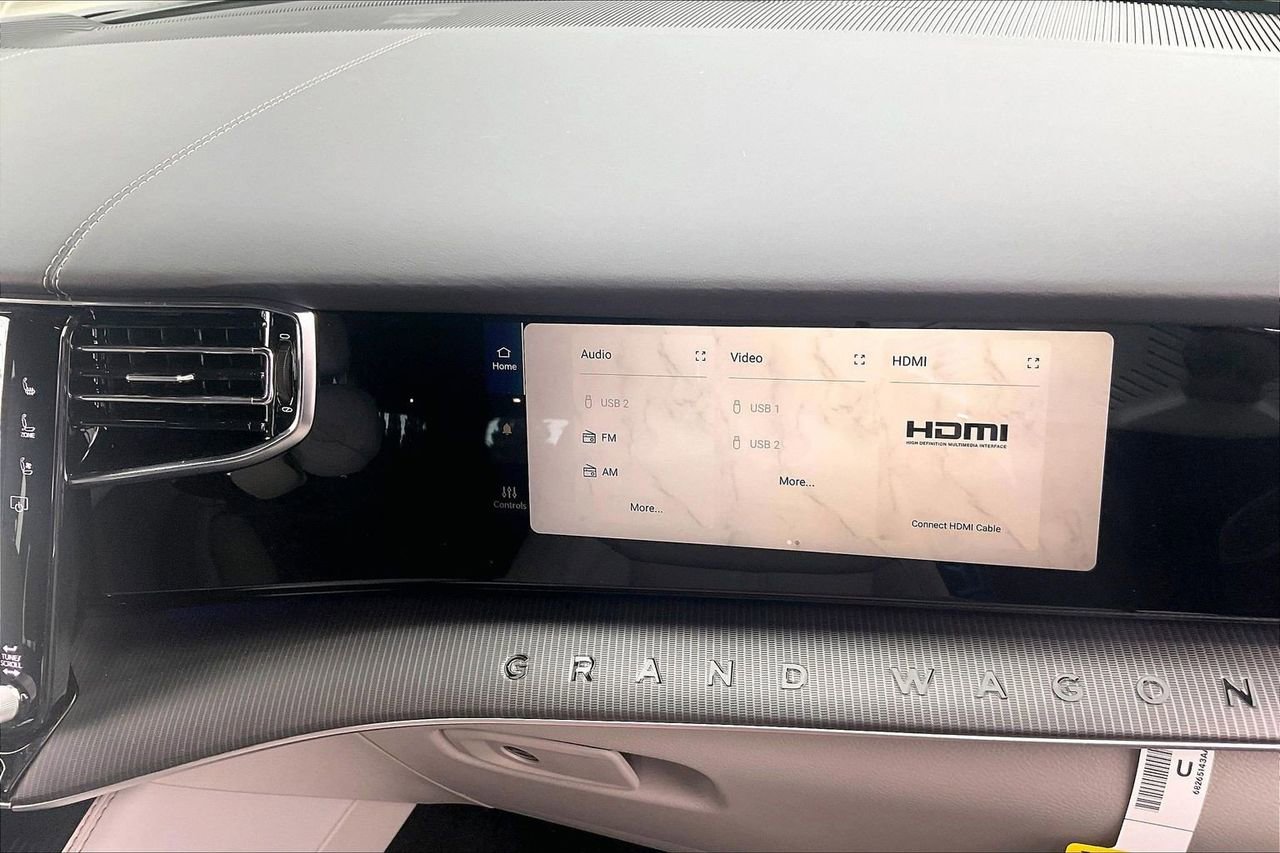 New 2026 Jeep Grand Wagoneer L Summit w/ Premium Group III image 30