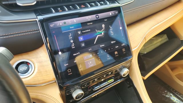 Certified 2021 Jeep Grand Cherokee L Summit AWD/4WD image 19