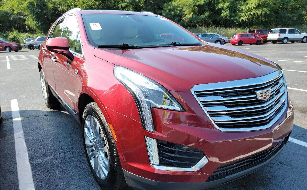 Used 2017 Cadillac XT5 Premium Luxury image 4