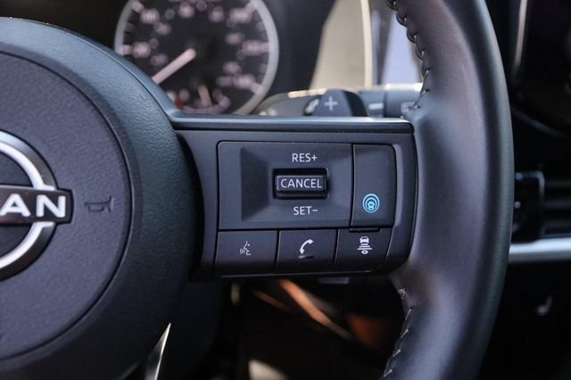 Certified 2025 Nissan Pathfinder SV AWD/4WD image 14
