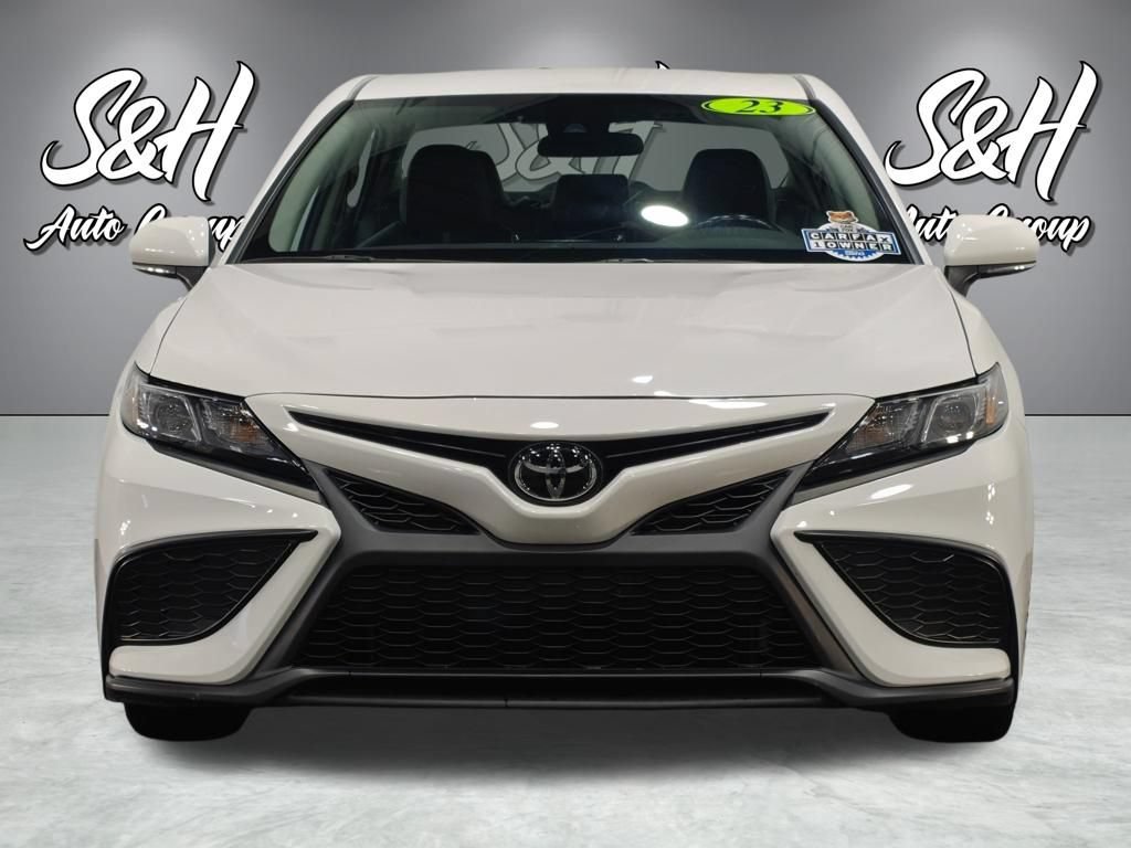 Used 2023 Toyota Camry SE FWD image 11