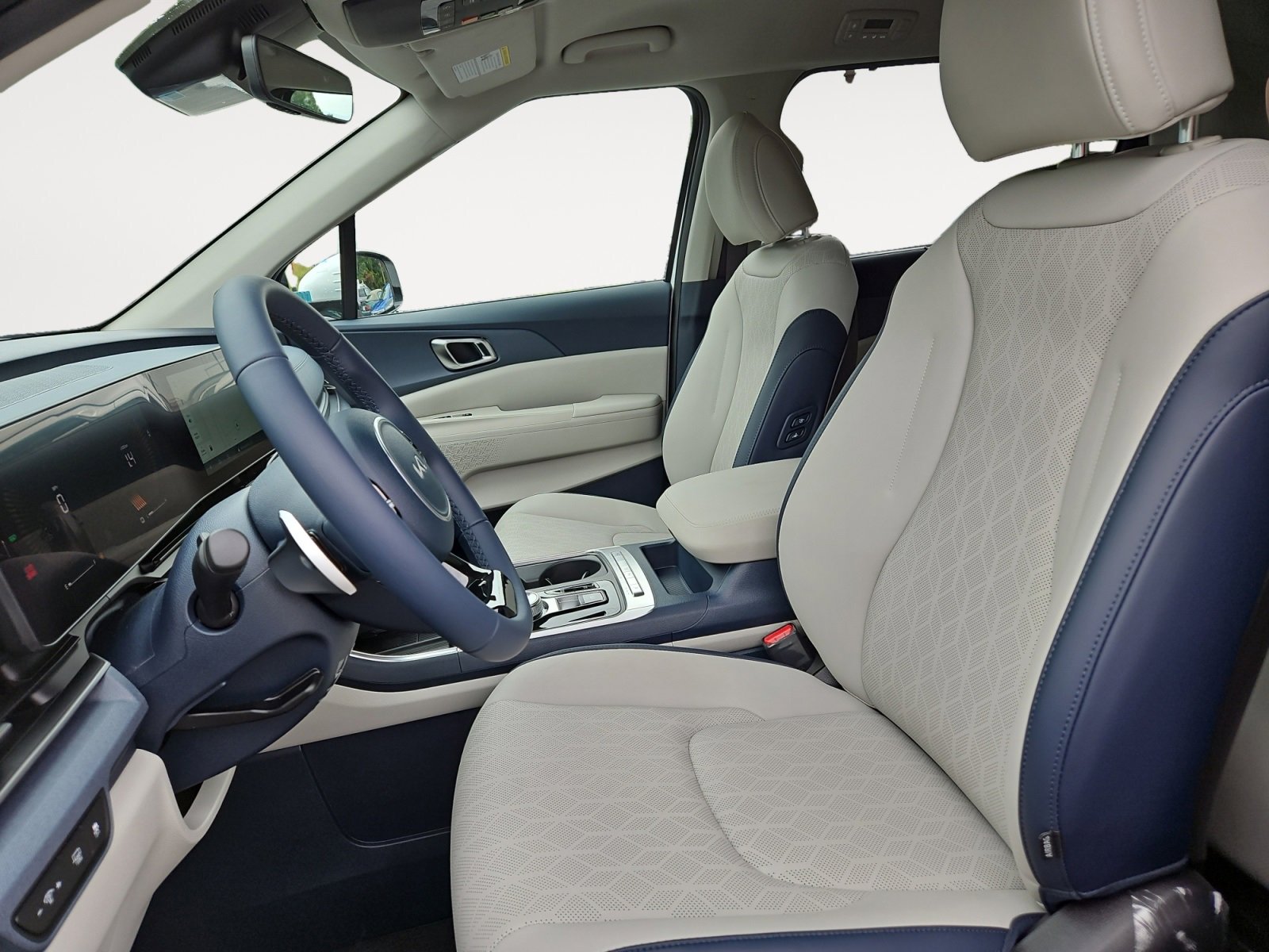 New 2026 Kia Carnival EX image 9