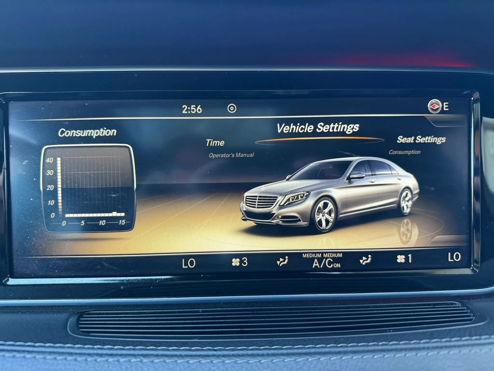 Used 2014 Mercedes-Benz S 550 Sedan w/ Sport Package image 19