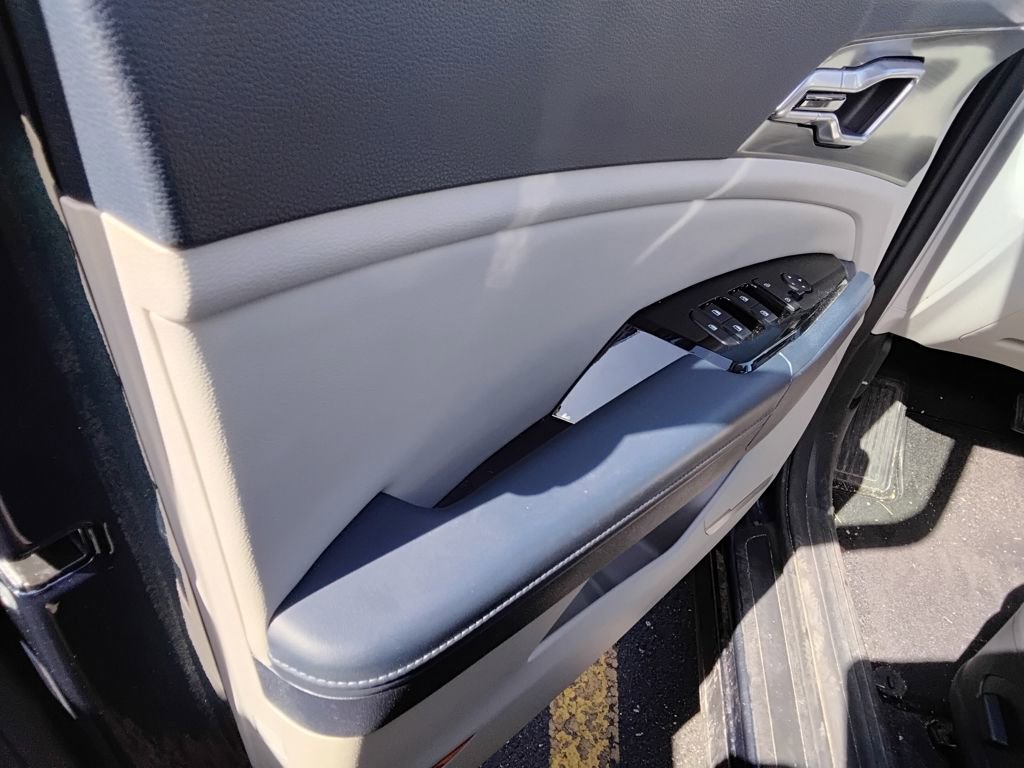 Used 2023 Kia Sportage EX image 9