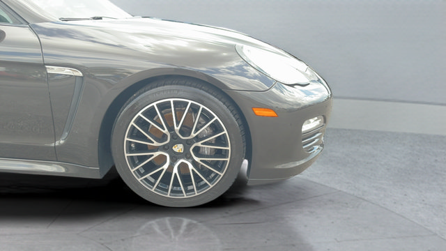 Used 2011 Porsche Panamera 4 AWD/4WD image 27