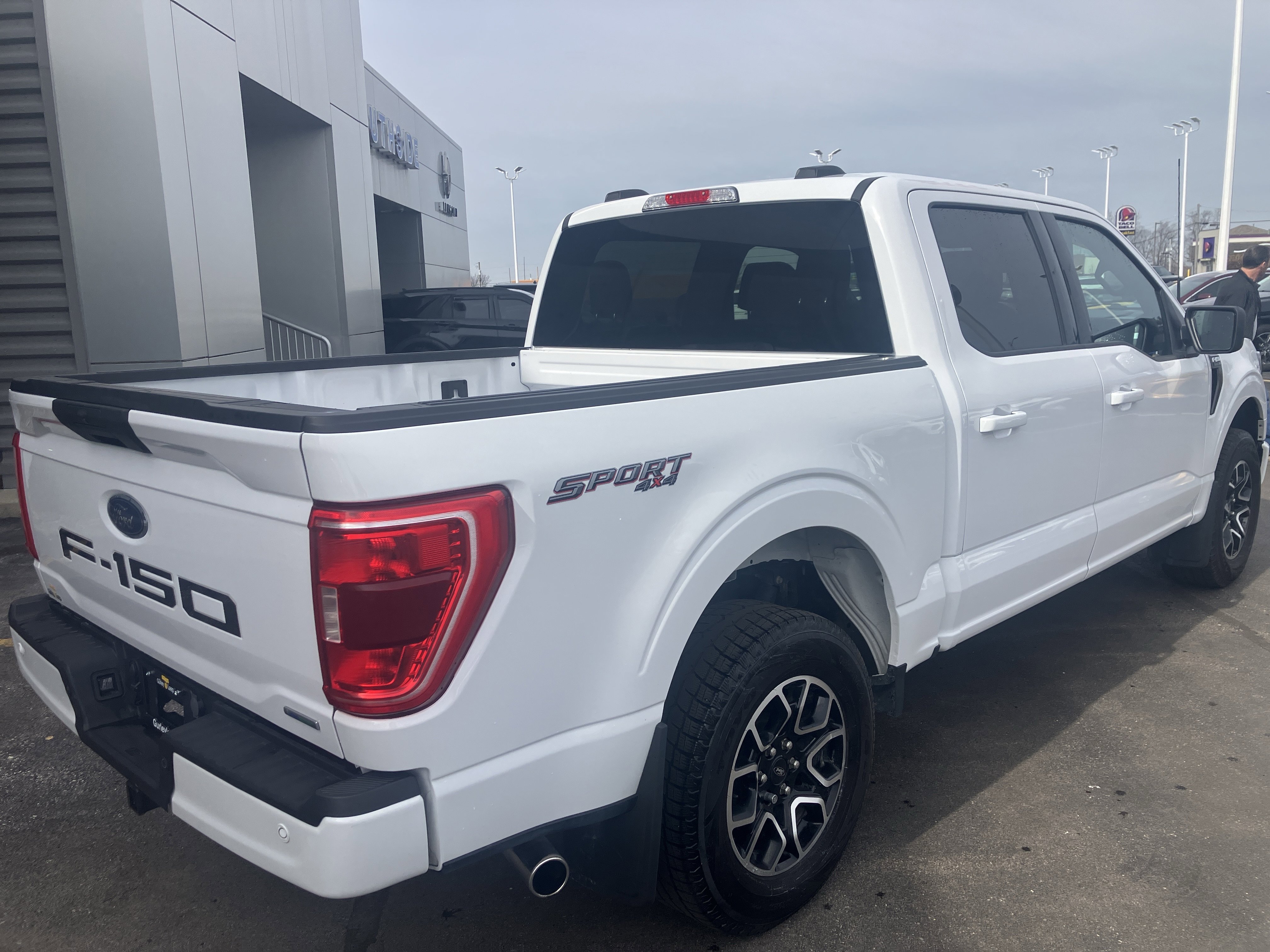 Certified 2023 Ford F150 XLT image 7