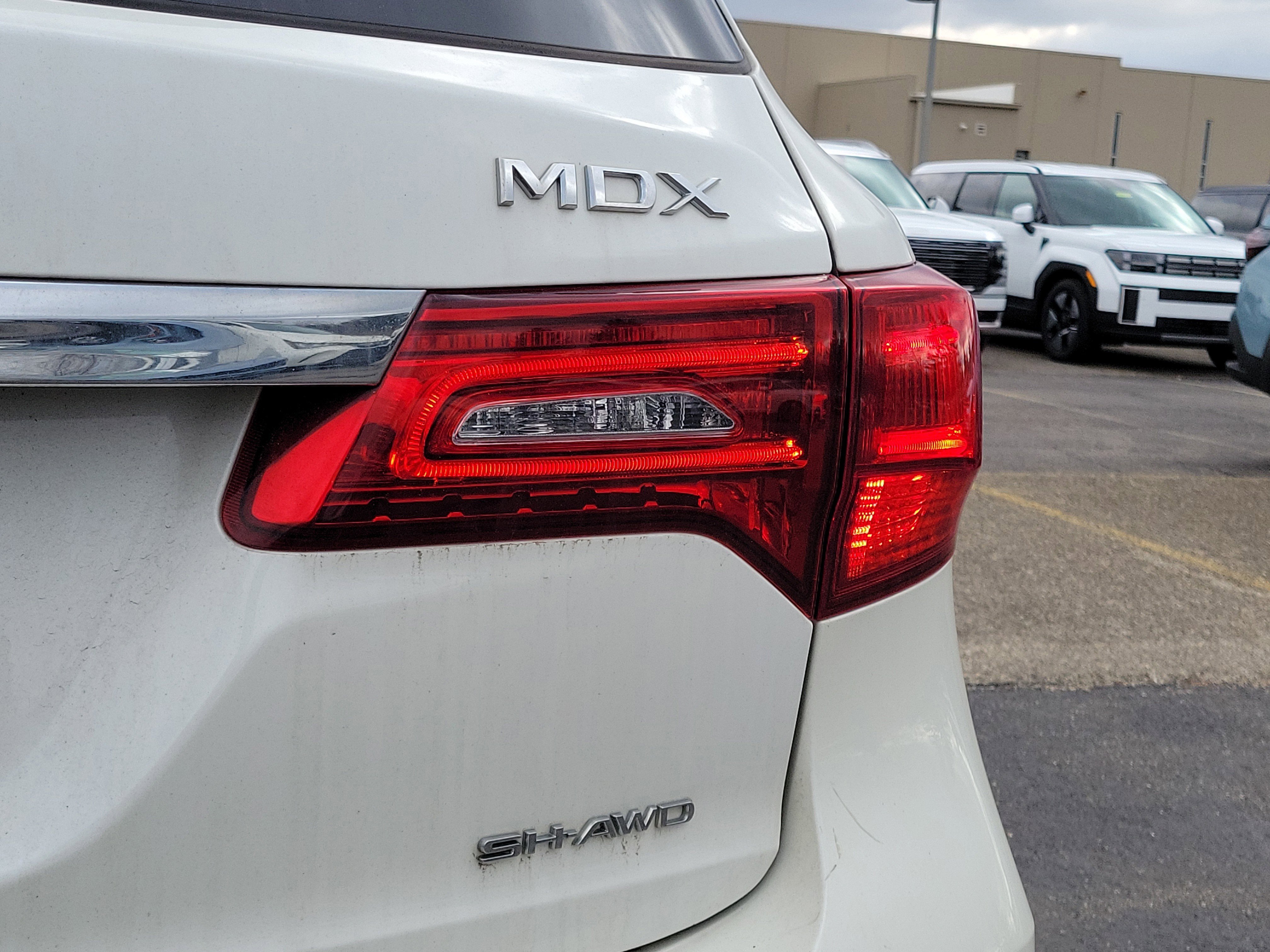 Used 2019 Acura MDX SH-AWD image 7