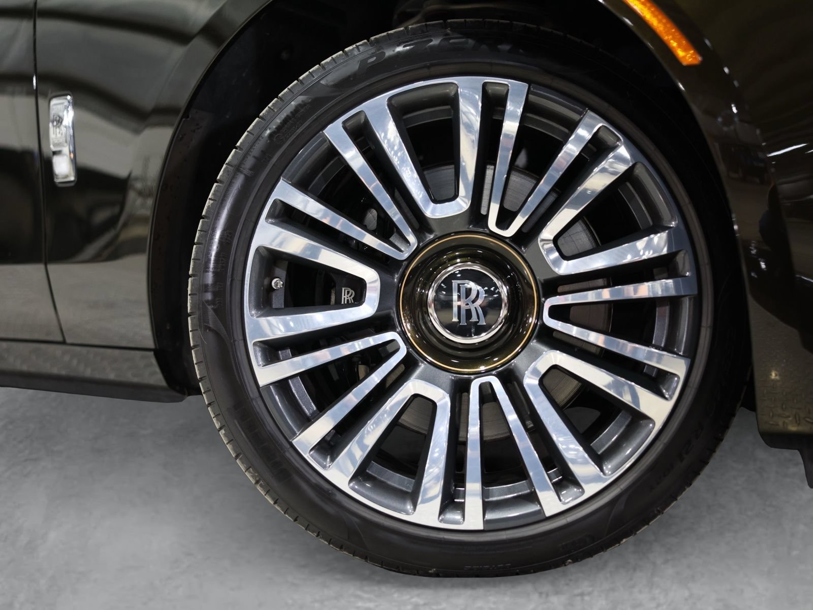 Used 2023 Rolls-Royce Ghost AWD/4WD image 8