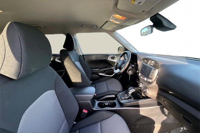 Used 2024 Kia Soul LX w/ Option Group 015 image 25