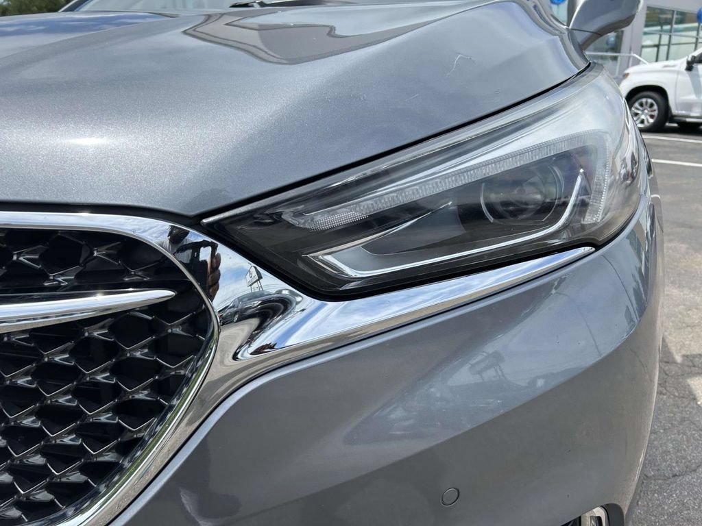 Used 2019 Buick Enclave Avenir w/ Avenir Technology Package FWD image 10