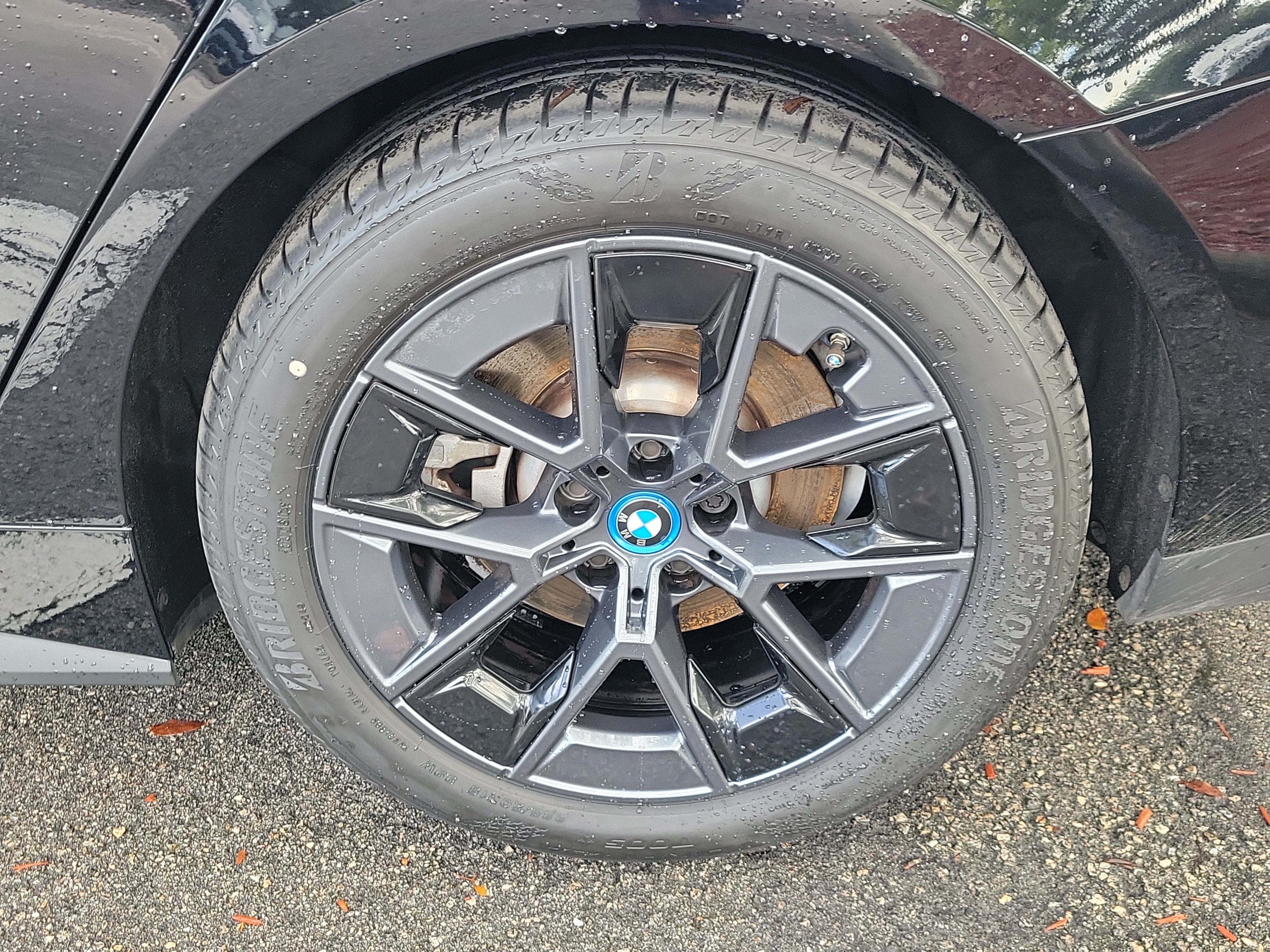 Certified 2024 BMW i4 eDrive35 w/ Premium Package RWD image 5