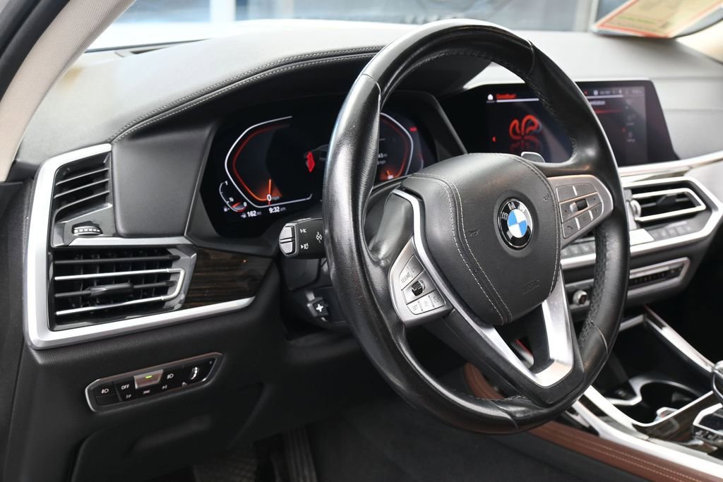 Used 2020 BMW X7 xDrive40i w/ Premium Package AWD/4WD image 17