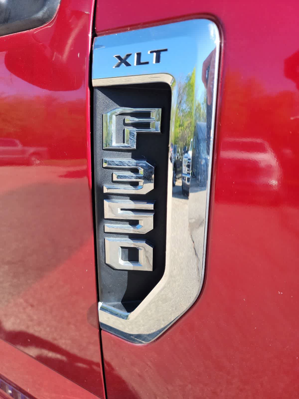 Used 2020 Ford F350 XLT w/ XLT Premium Package AWD/4WD image 6