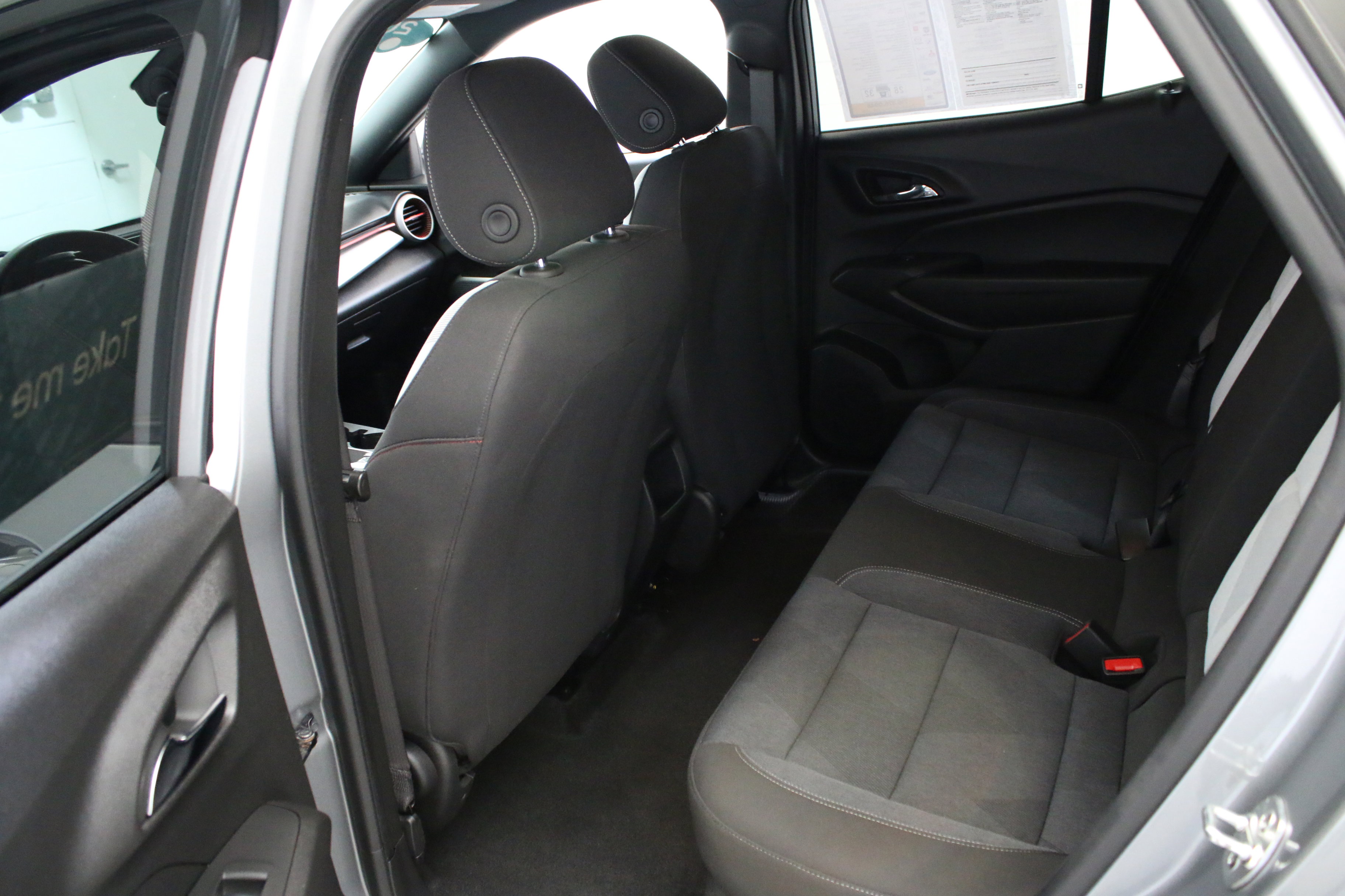 Certified 2024 Chevrolet Trax RS w/ Driver Confidence Package FWD image 25