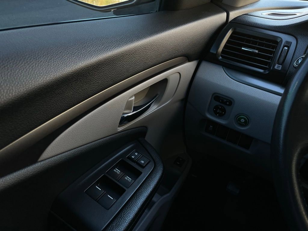 Used 2017 Honda Pilot EX-L image 23