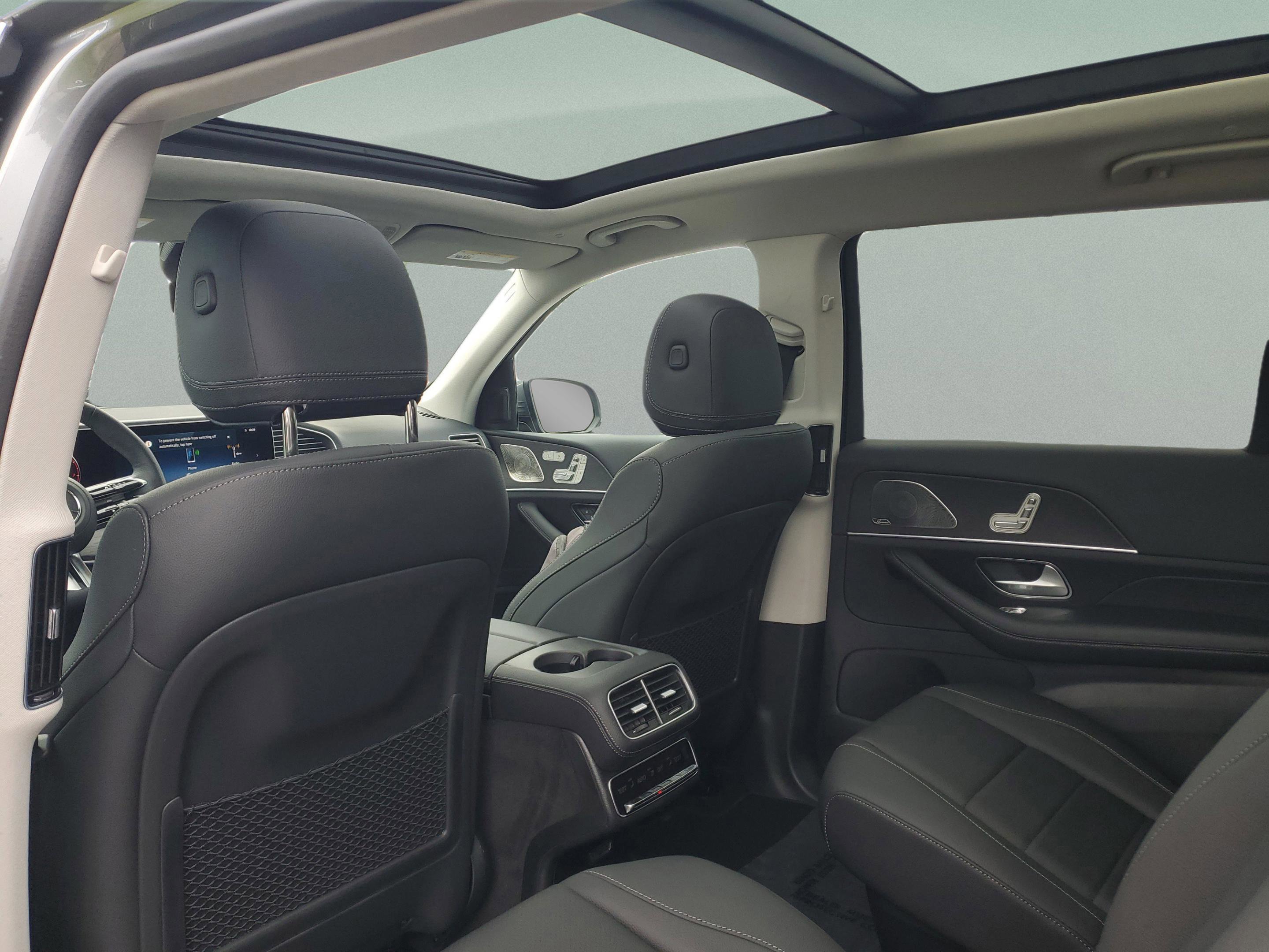 Certified 2026 Mercedes-Benz GLS 450 4MATIC image 9