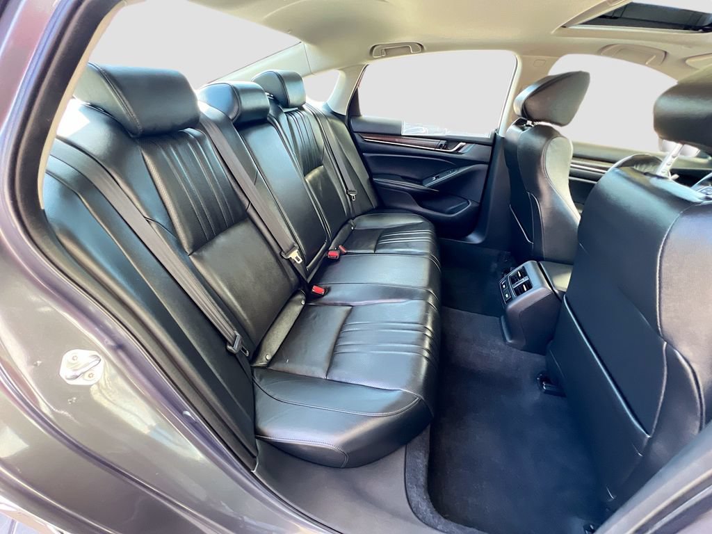 Used 2022 Honda Accord Touring image 28