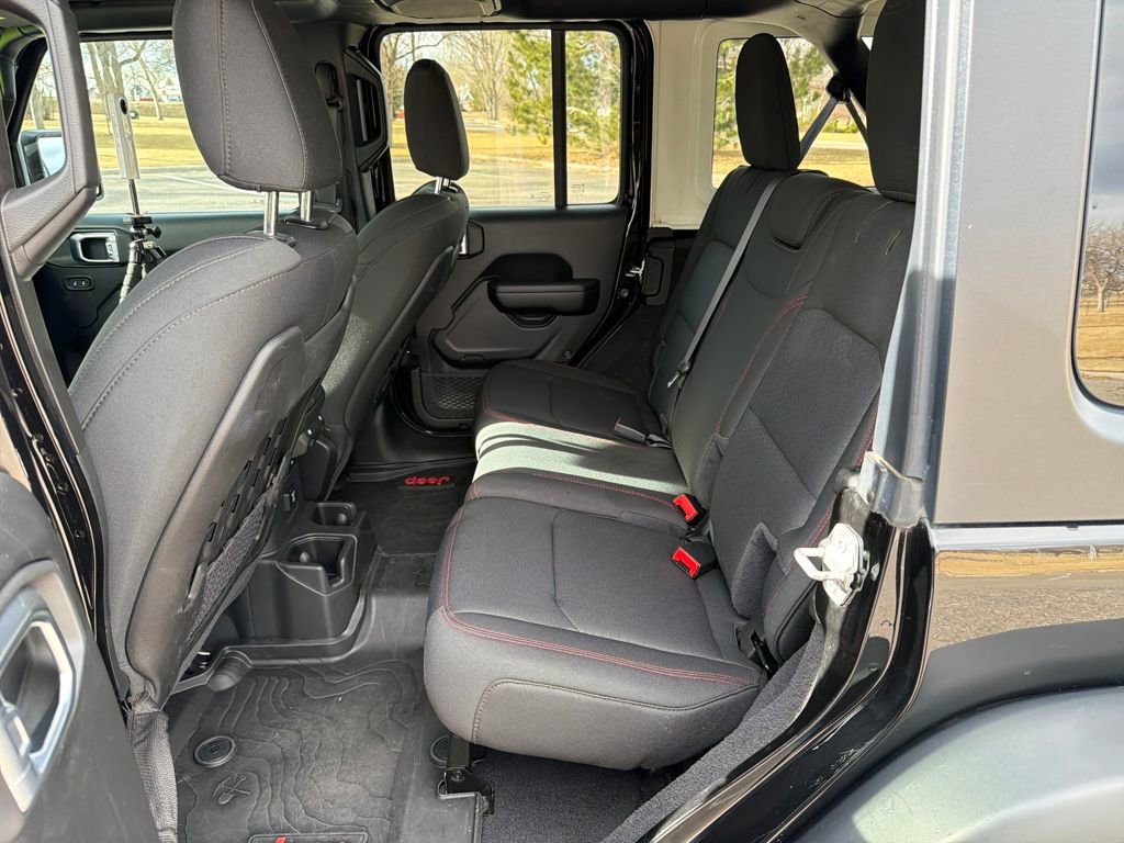 Used 2021 Jeep Wrangler Unlimited Rubicon image 24
