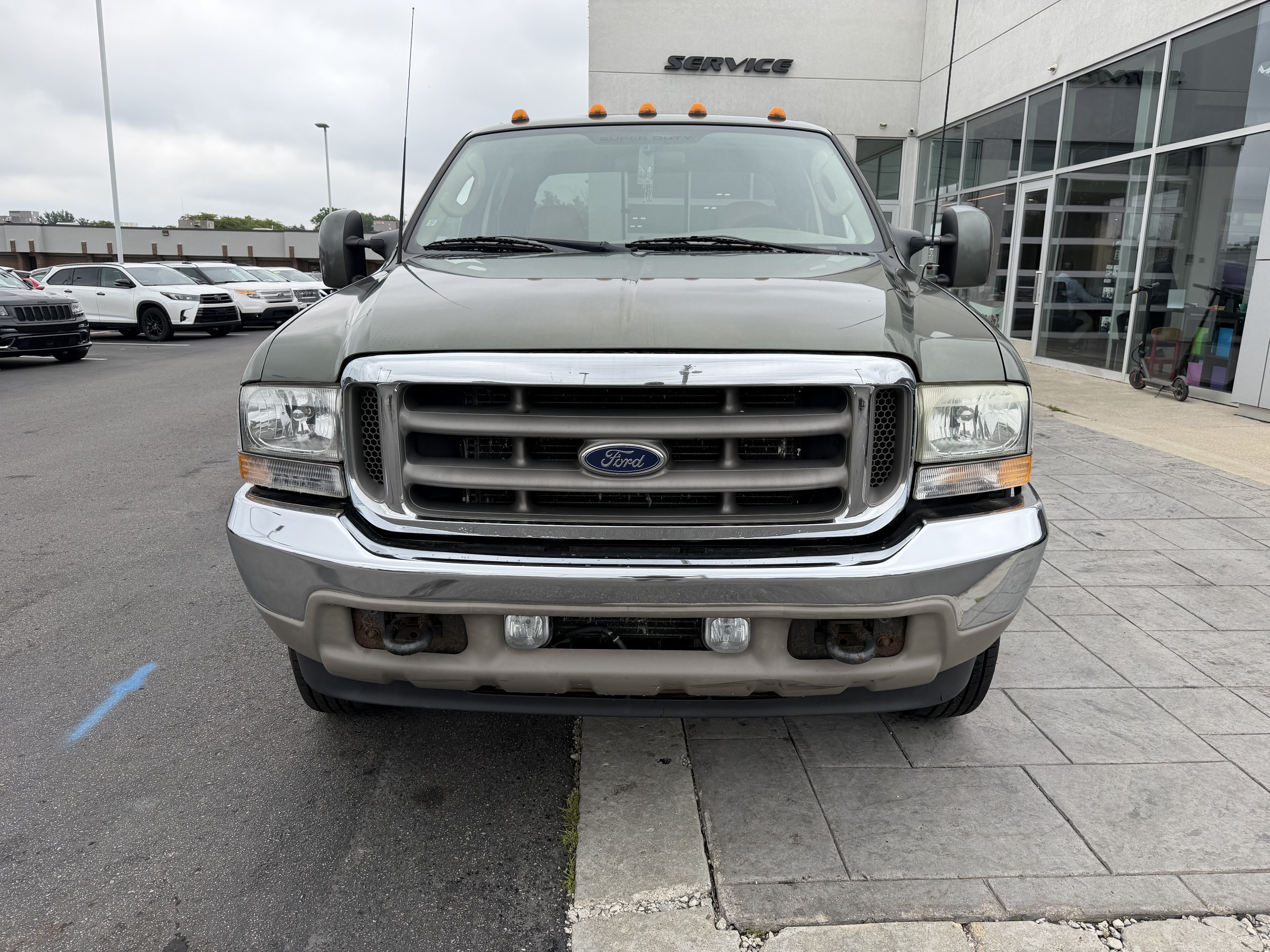 Used 2003 Ford F350 Lariat AWD/4WD image 7