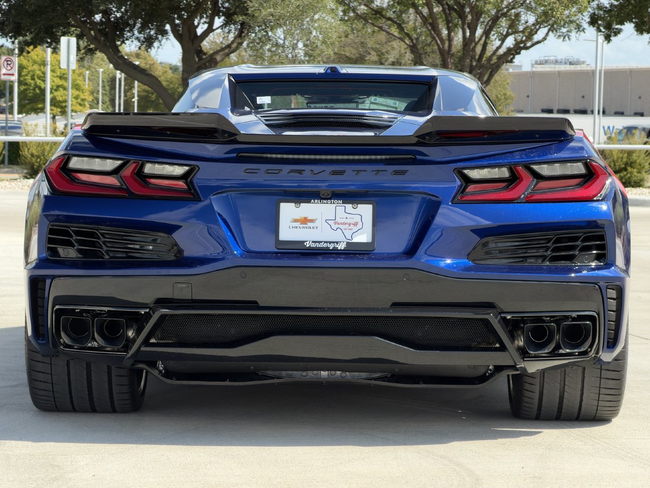 New 2027 Chevrolet Corvette Grand Sport w/ Z52 Sport Performance Package RWD image 5