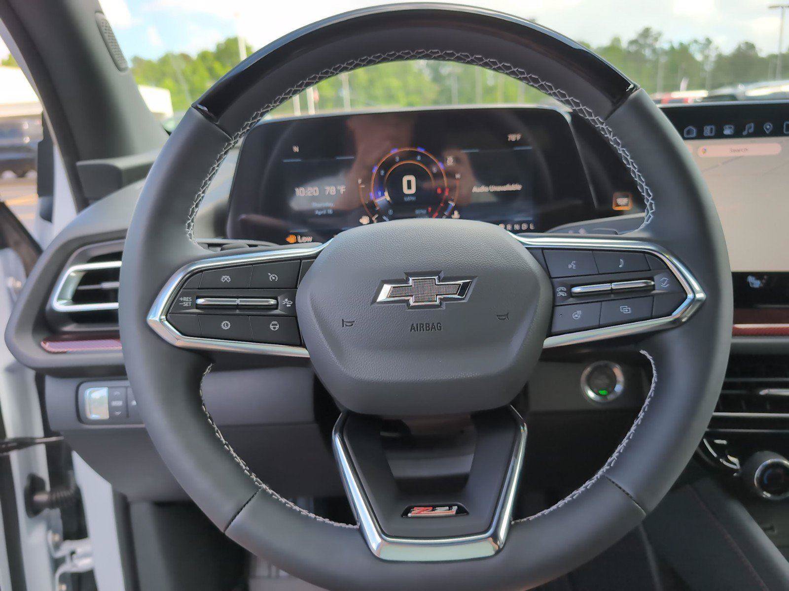 New 2026 Chevrolet Traverse Z71 w/ Enhanced Driving Package AWD/4WD image 28