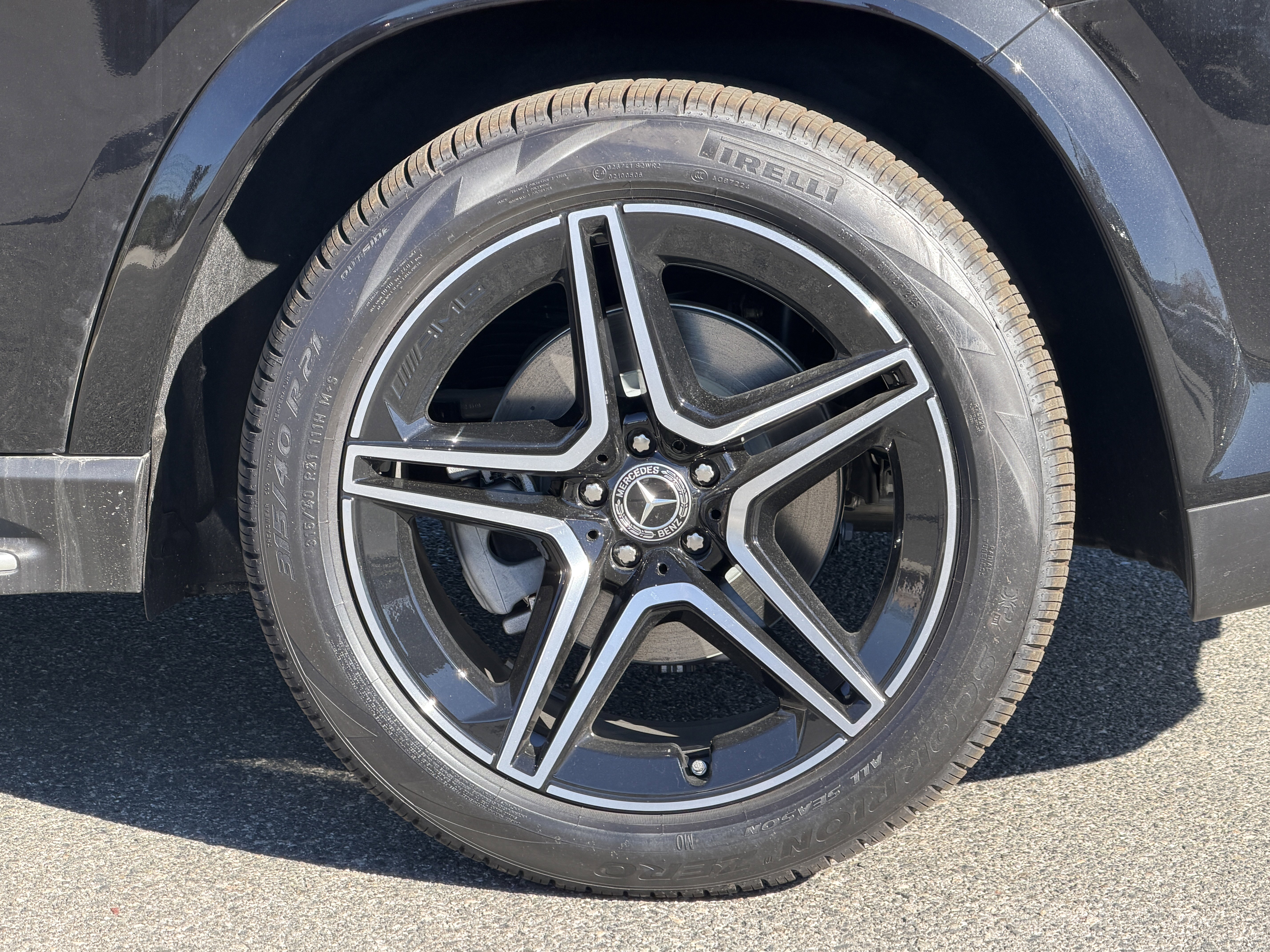 New 2026 Mercedes-Benz GLS 450 4MATIC image 12