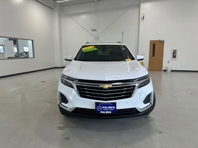 Used 2023 Chevrolet Equinox Premier AWD/4WD image 3