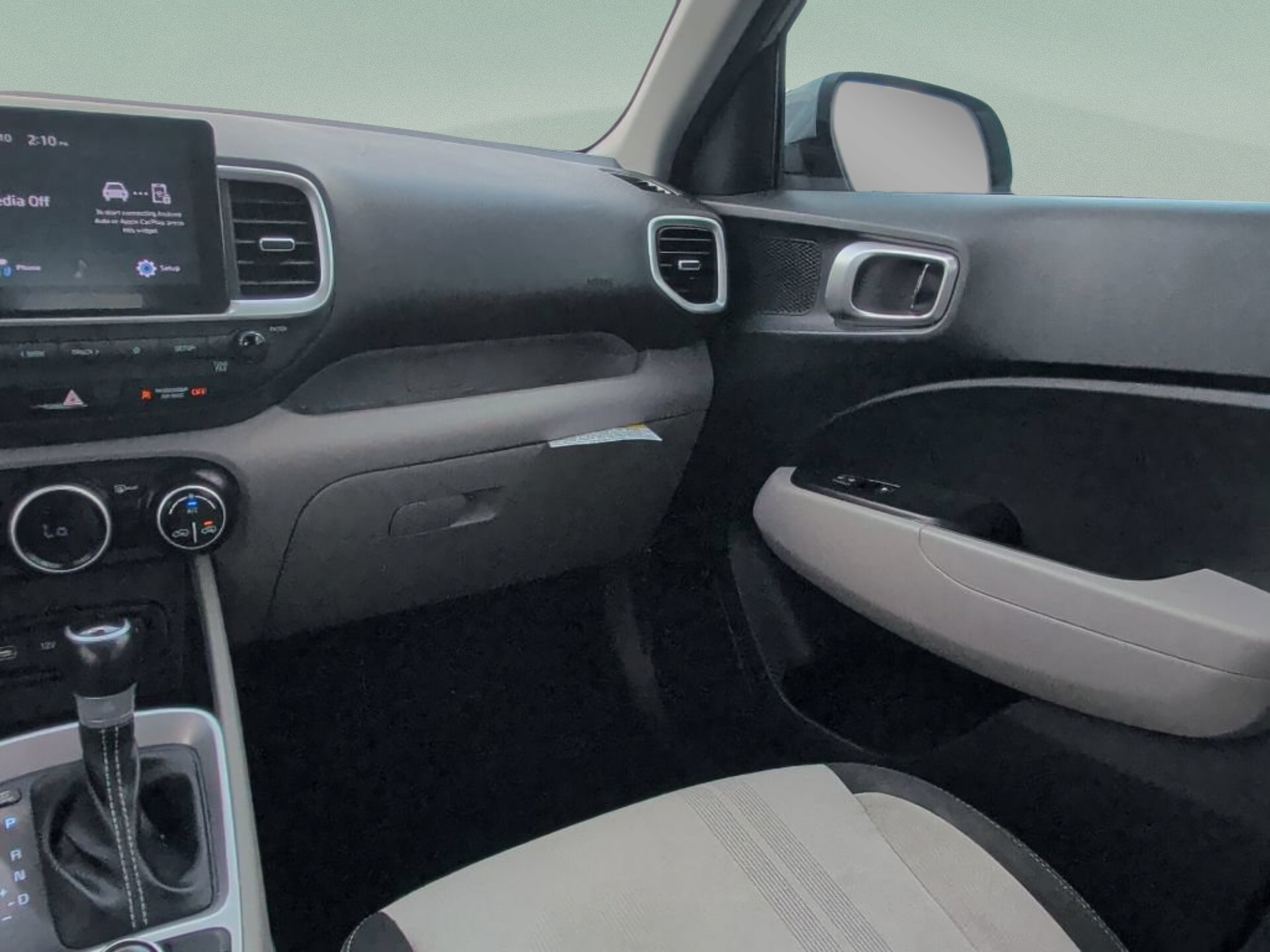 Used 2022 Hyundai Venue SEL FWD image 40
