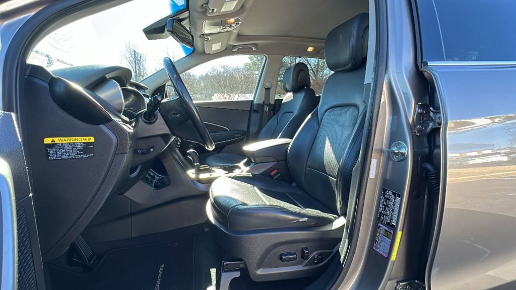 Used 2018 Hyundai Santa Fe Sport w/ 2.0T Ultimate Tech Package 05 image 9