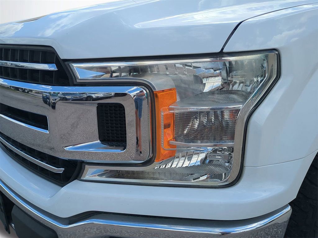 Used 2018 Ford F150 XLT w/ Trailer Tow Package image 10